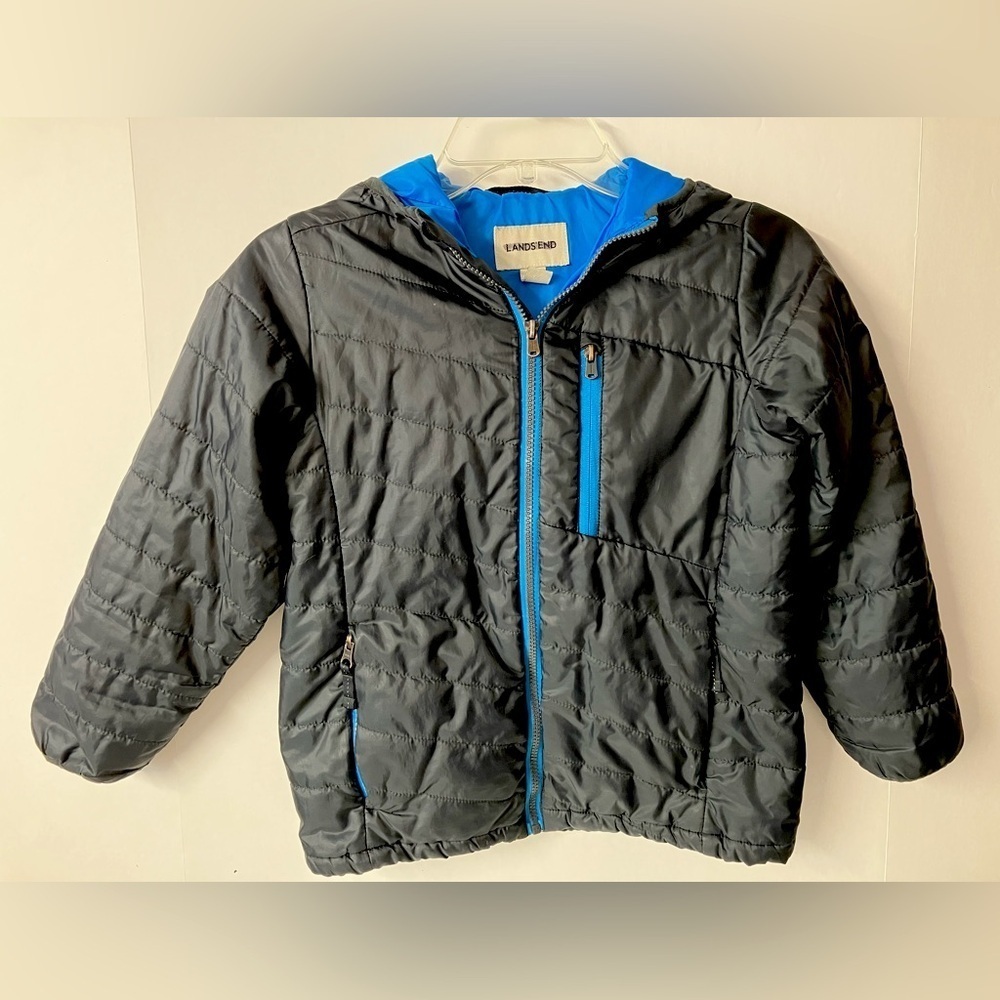 Lands’ End Kid’s Lightweight Hooded Puffer Jacket, Size Small-8, Black/Blue